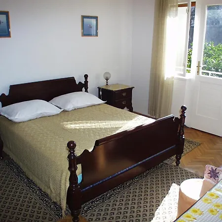 Apartment Apartments By The Sea Podgora, Makarska - 316
