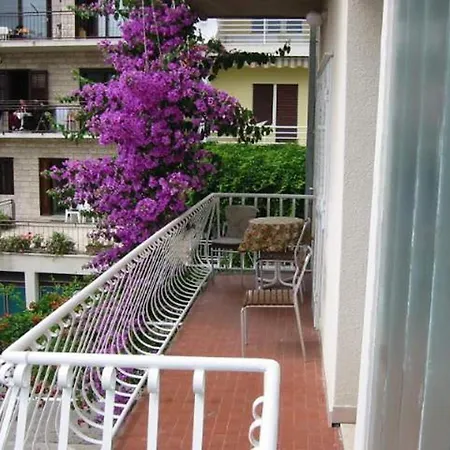 Apartments By The Sea Podgora, Makarska - 316 Apartment *